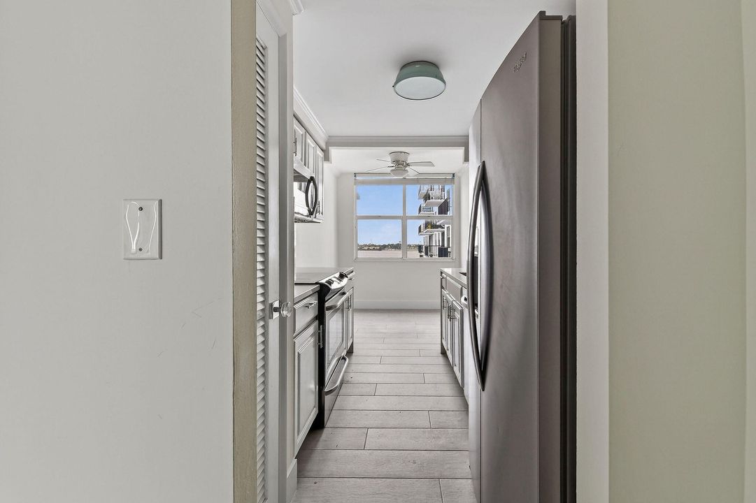 For Rent: $5,500 (3 beds, 2 baths, 1590 Square Feet)