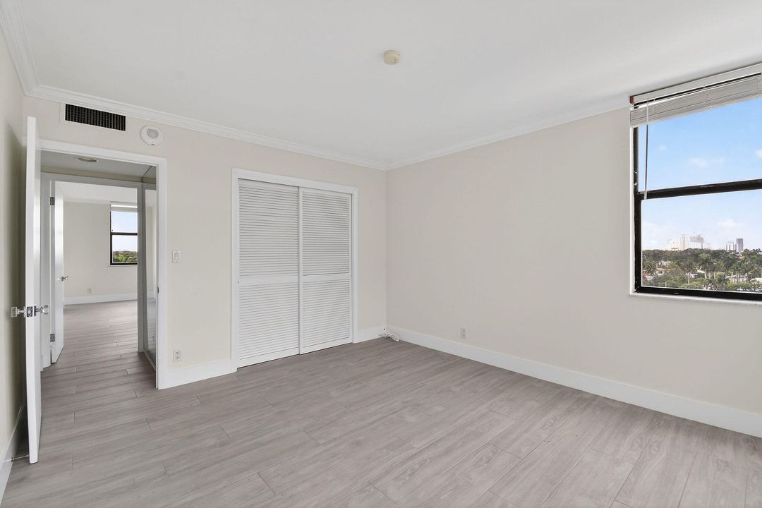 For Rent: $5,500 (3 beds, 2 baths, 1590 Square Feet)