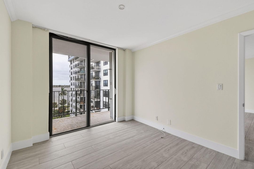 For Rent: $5,500 (3 beds, 2 baths, 1590 Square Feet)