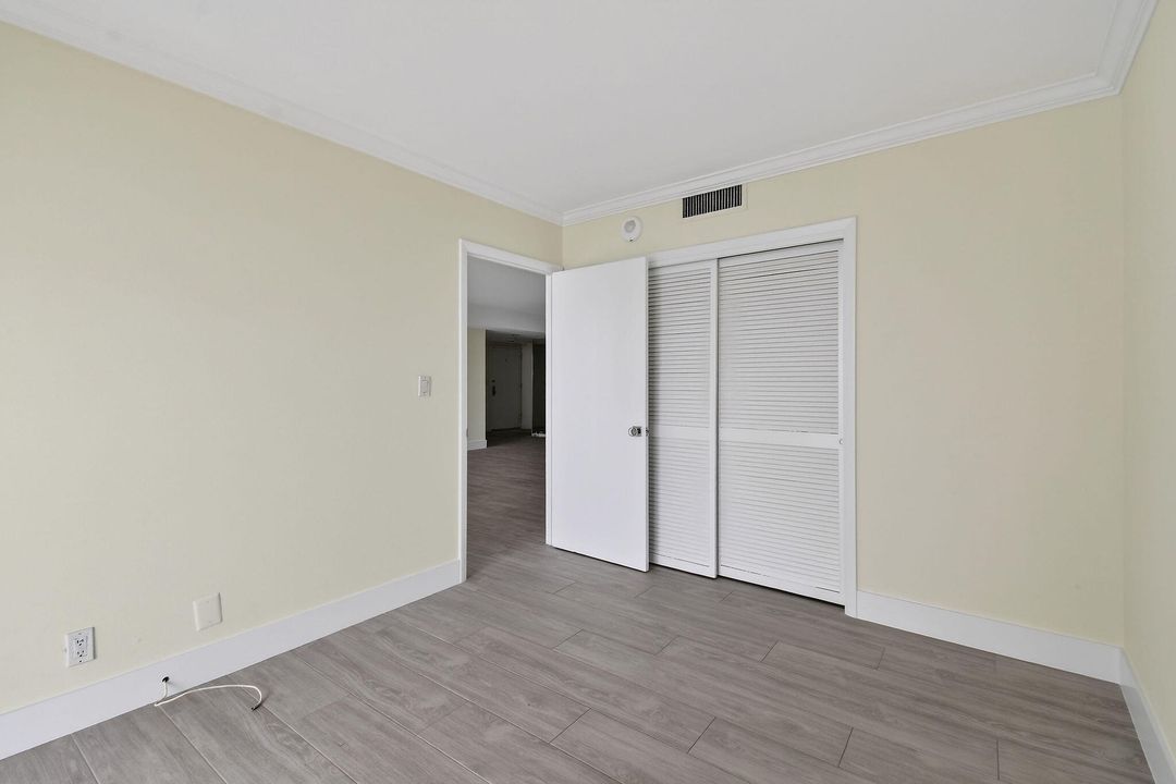 For Rent: $5,500 (3 beds, 2 baths, 1590 Square Feet)