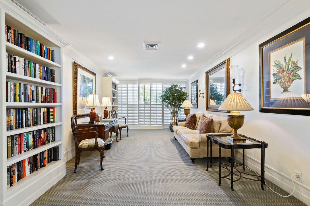 For Rent: $5,500 (3 beds, 2 baths, 1590 Square Feet)