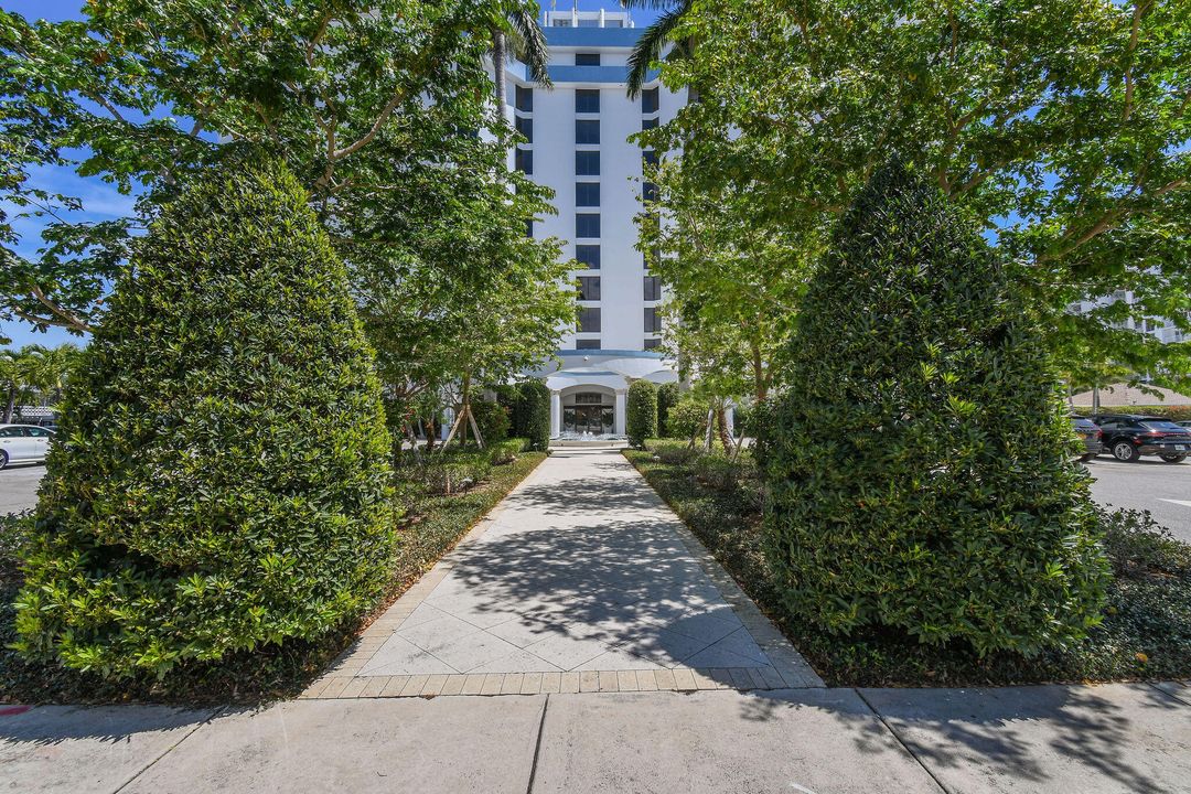 For Rent: $5,500 (3 beds, 2 baths, 1590 Square Feet)