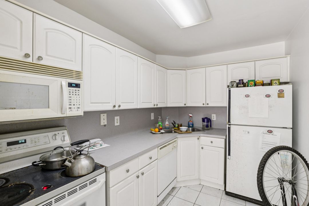 待售: $129,000 (1 贝兹, 1 浴室, 760 平方英尺)