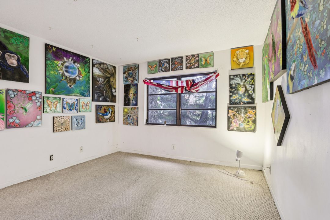 待售: $129,000 (1 贝兹, 1 浴室, 760 平方英尺)