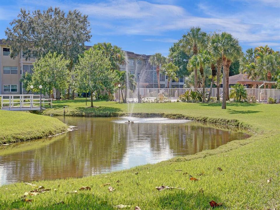 En Venta: $139,900 (2 camas, 2 baños, 944 Pies cuadrados)