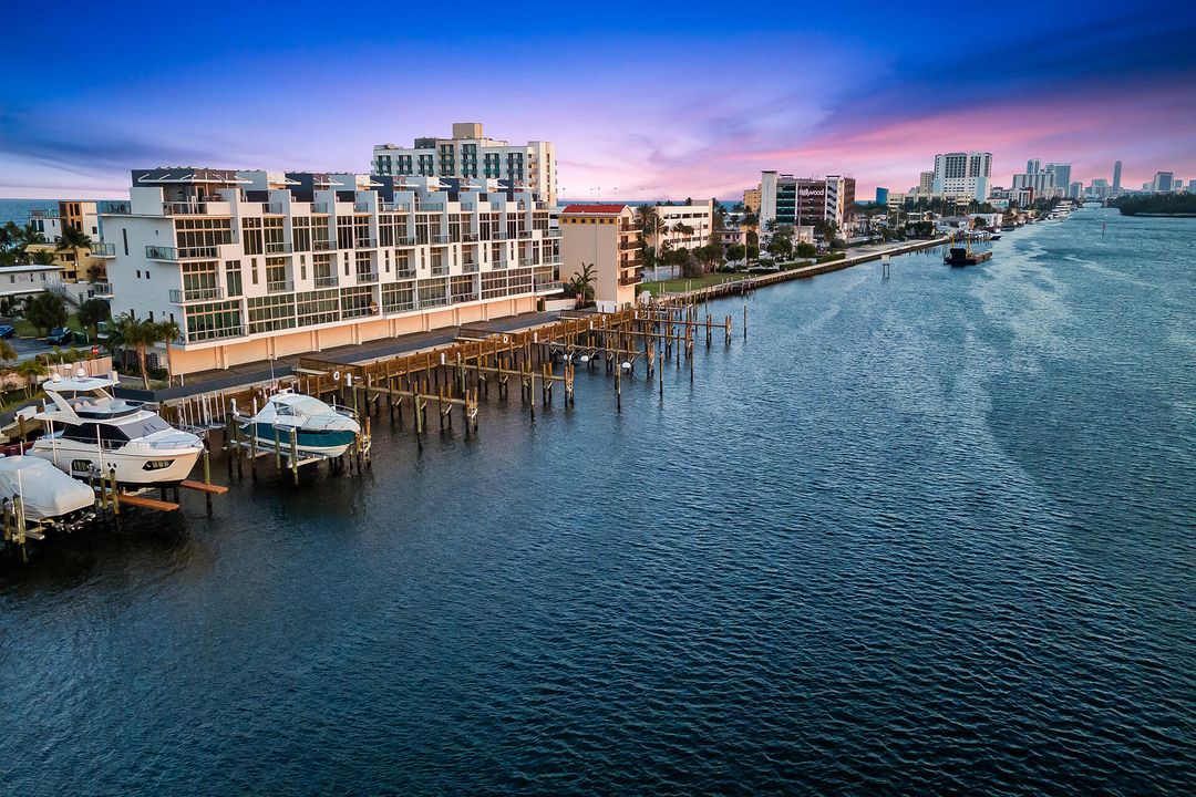 待售: $2,899,000 (3 贝兹, 3 浴室, 2992 平方英尺)