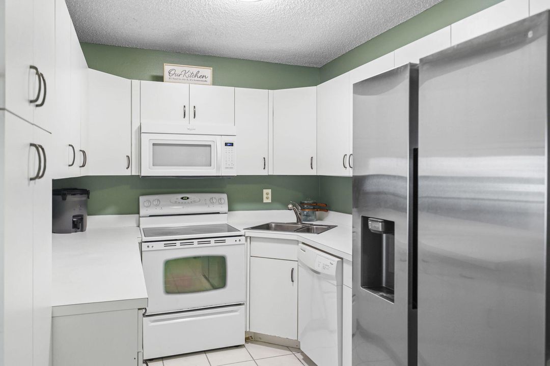 待售: $285,000 (3 贝兹, 2 浴室, 1468 平方英尺)