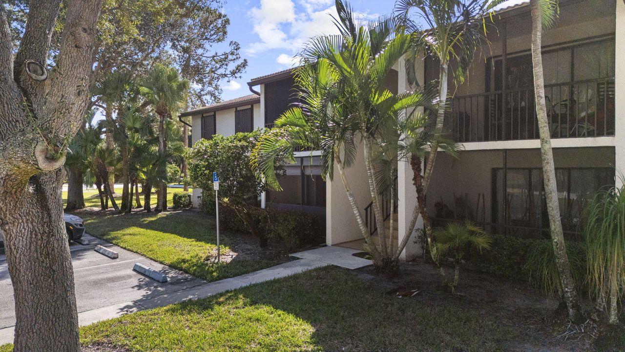 待售: $285,000 (3 贝兹, 2 浴室, 1468 平方英尺)