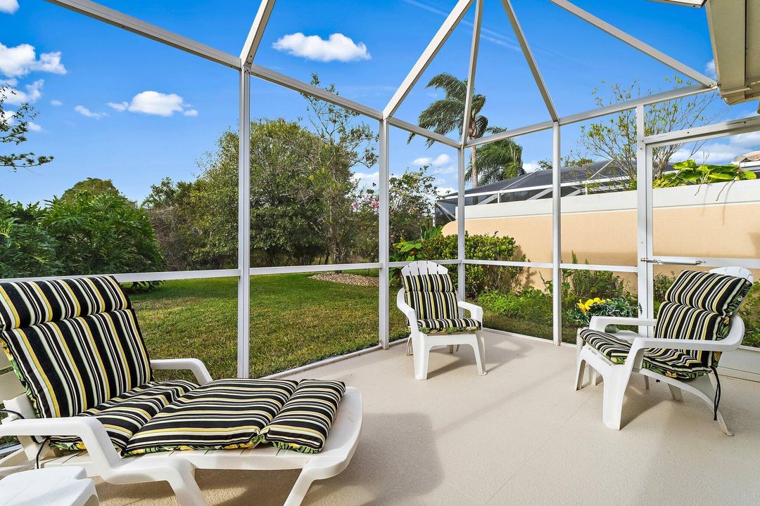 For Sale: $439,000 (2 beds, 2 baths, 1680 Square Feet)