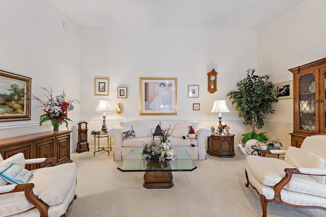 For Sale: $439,000 (2 beds, 2 baths, 1680 Square Feet)