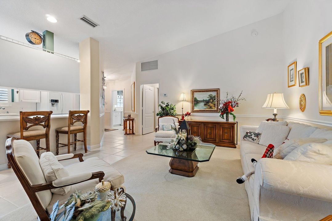 For Sale: $439,000 (2 beds, 2 baths, 1680 Square Feet)