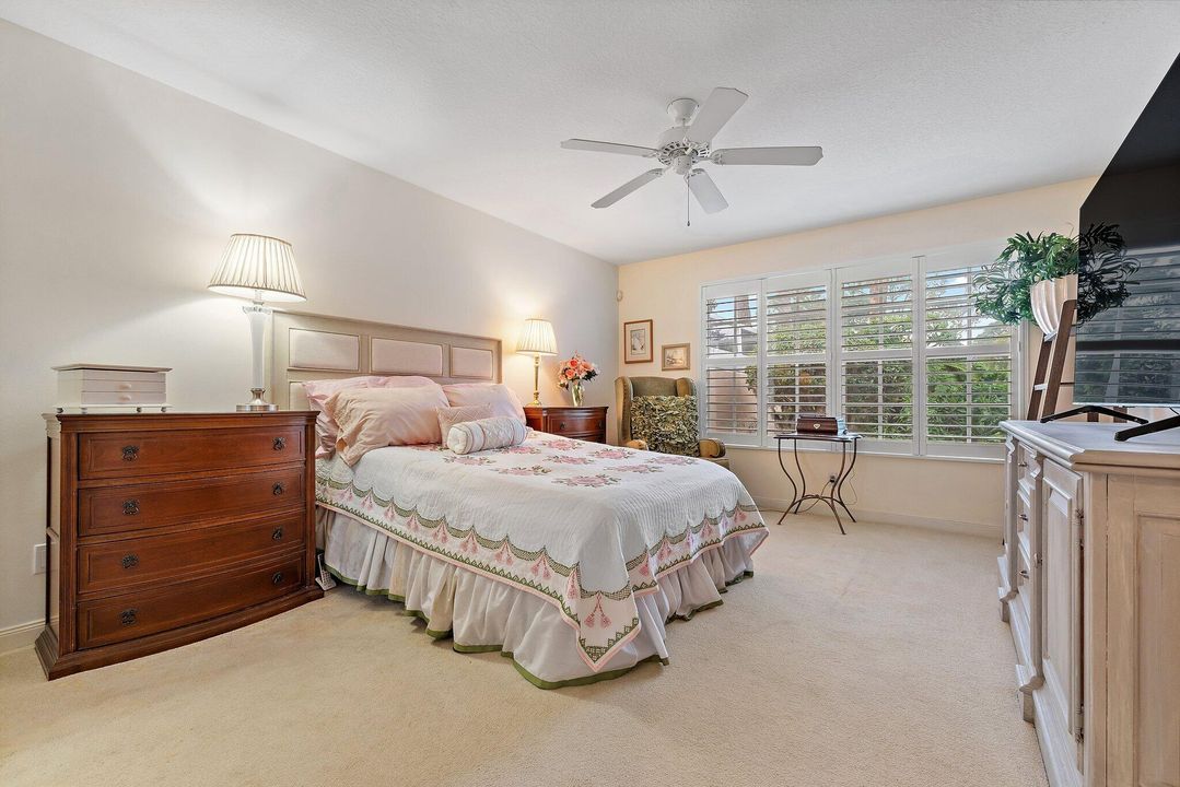 For Sale: $439,000 (2 beds, 2 baths, 1680 Square Feet)