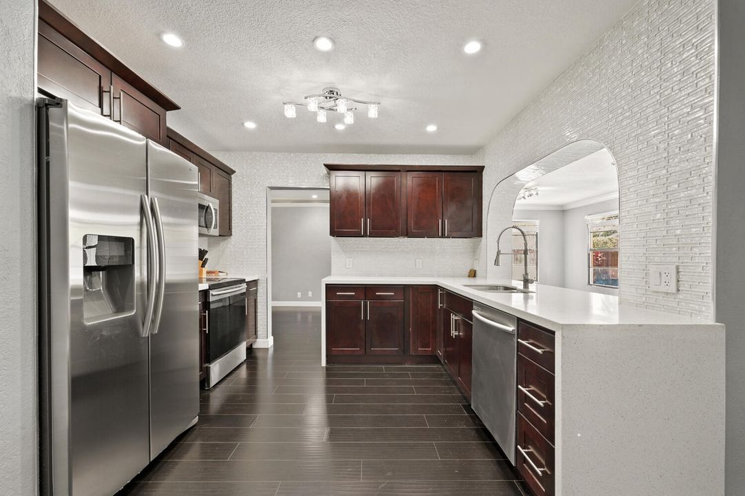 待售: $619,500 (3 贝兹, 2 浴室, 1958 平方英尺)