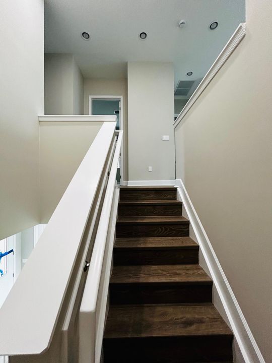 For Rent: $3,900 (4 beds, 3 baths, 3146 Square Feet)