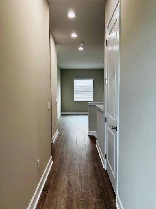 For Rent: $3,900 (4 beds, 3 baths, 3146 Square Feet)