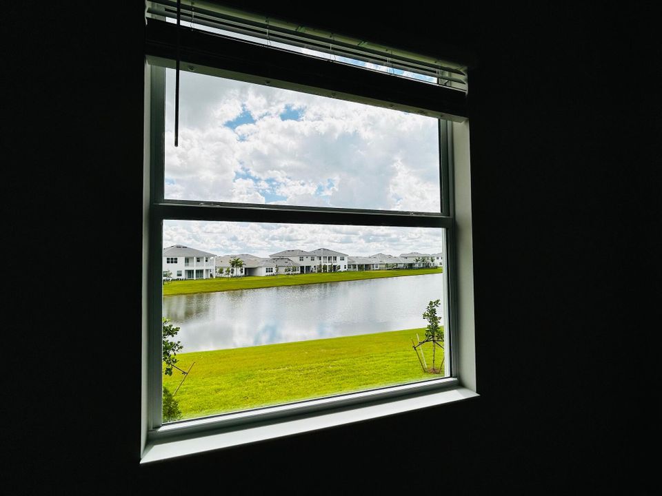 For Rent: $3,900 (4 beds, 3 baths, 3146 Square Feet)