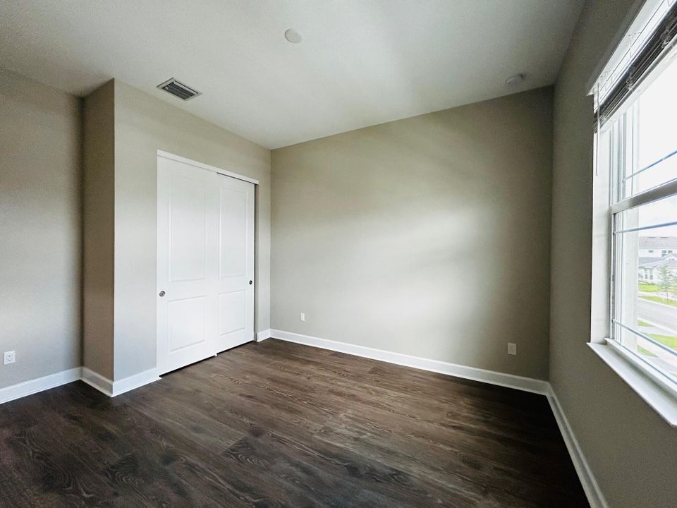 For Rent: $3,900 (4 beds, 3 baths, 3146 Square Feet)