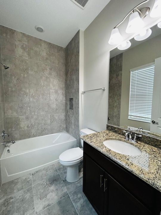 For Rent: $3,900 (4 beds, 3 baths, 3146 Square Feet)