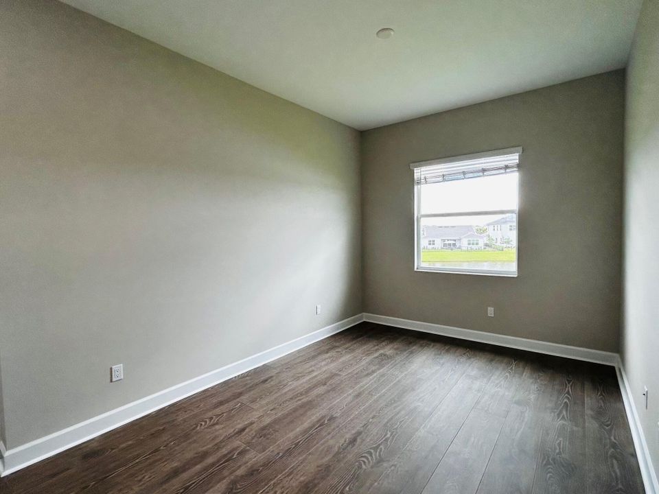 For Rent: $3,900 (4 beds, 3 baths, 3146 Square Feet)