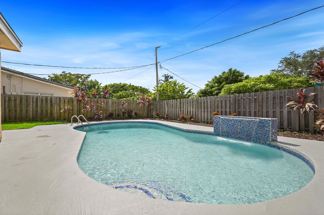 待售: $619,500 (3 贝兹, 2 浴室, 1958 平方英尺)