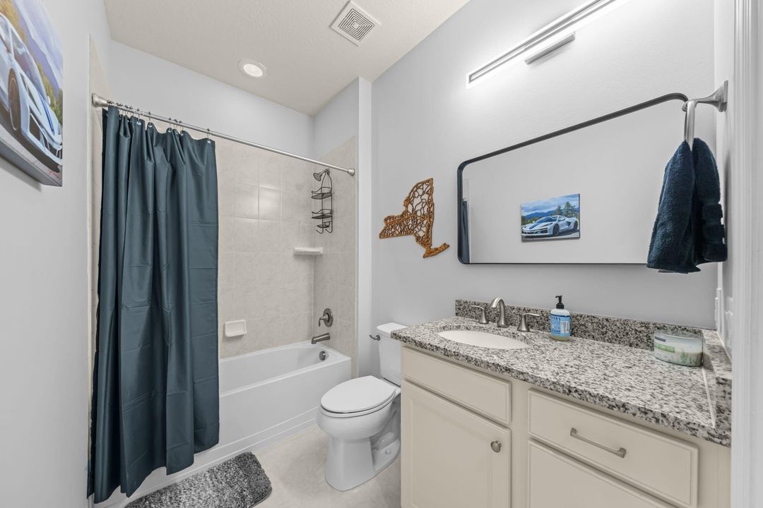 待售: $379,900 (2 贝兹, 2 浴室, 1398 平方英尺)