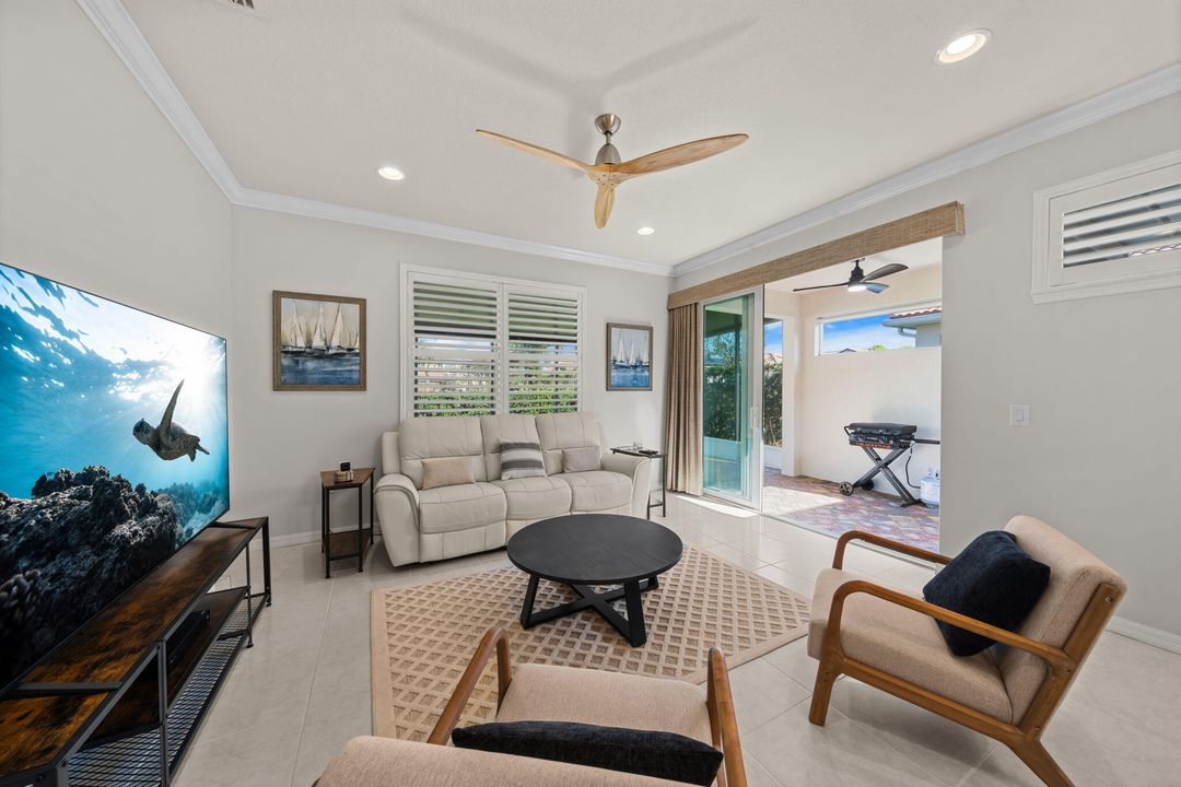 待售: $379,900 (2 贝兹, 2 浴室, 1398 平方英尺)