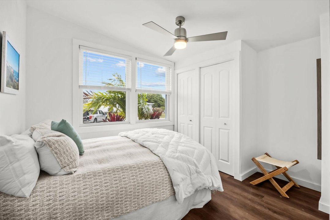 For Sale: $214,900 (2 beds, 2 baths, 936 Square Feet)