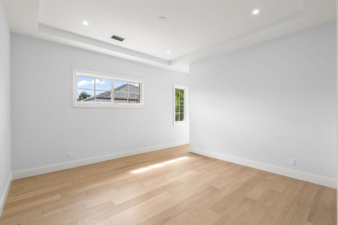 En Venta: $4,200,000 (5 camas, 5 baños, 4045 Pies cuadrados)