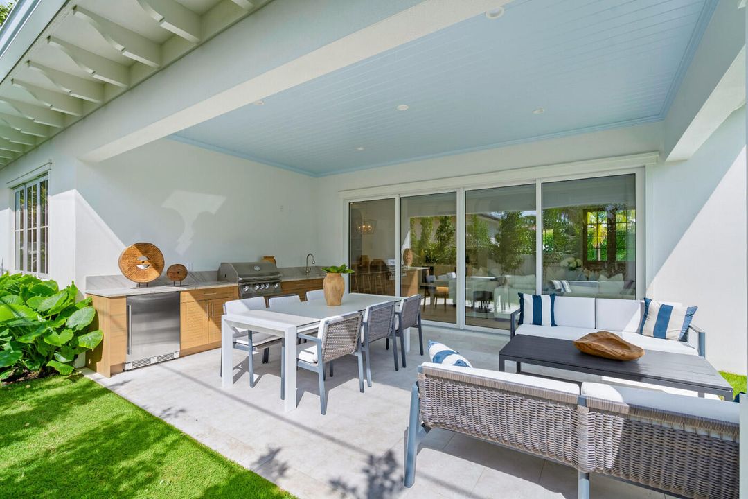 En Venta: $4,200,000 (5 camas, 5 baños, 4045 Pies cuadrados)