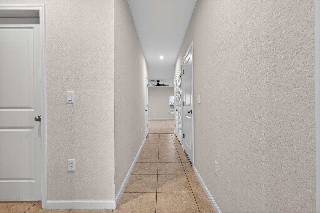 For Sale: $375,000 (3 beds, 2 baths, 1431 Square Feet)