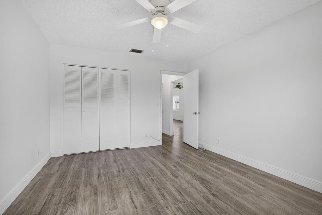 En Venta: $230,000 (2 camas, 2 baños, 1246 Pies cuadrados)