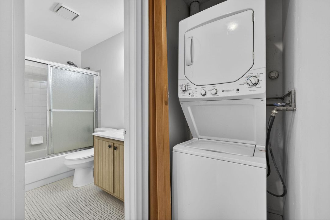 En Venta: $230,000 (2 camas, 2 baños, 1246 Pies cuadrados)