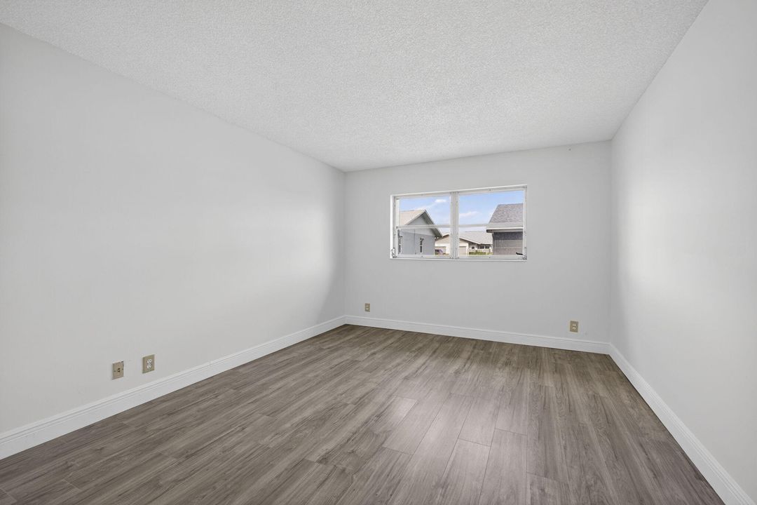 En Venta: $230,000 (2 camas, 2 baños, 1246 Pies cuadrados)