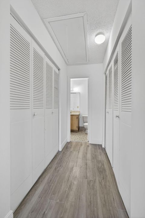 En Venta: $230,000 (2 camas, 2 baños, 1246 Pies cuadrados)