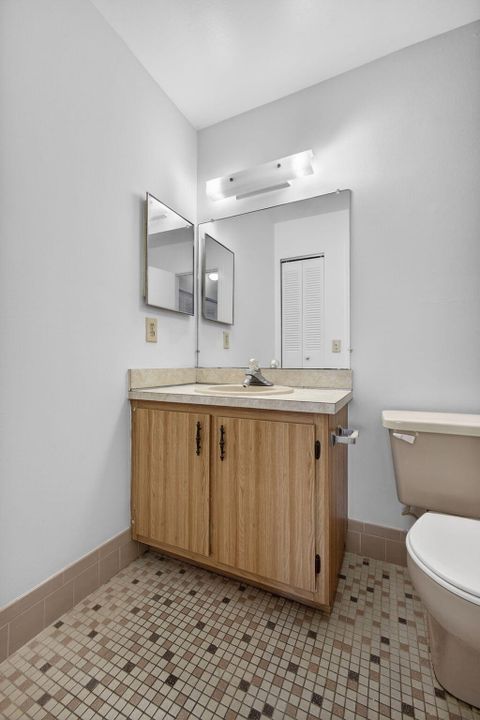 En Venta: $230,000 (2 camas, 2 baños, 1246 Pies cuadrados)