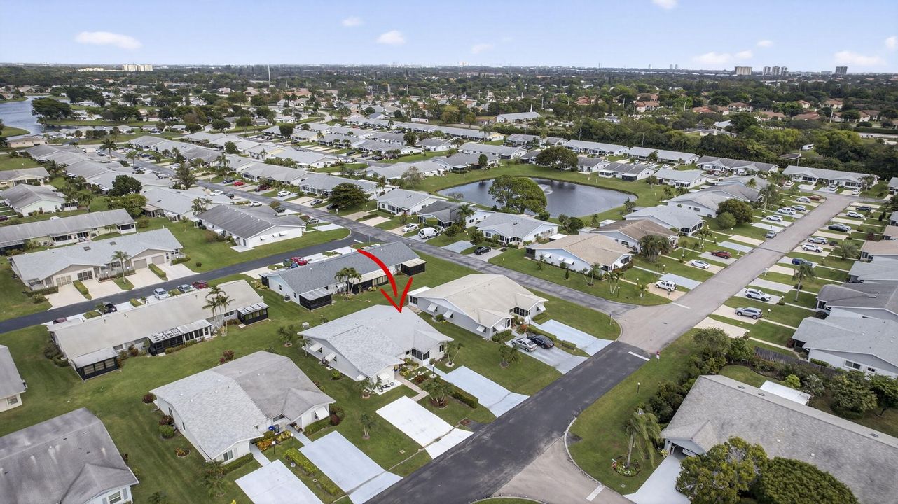 En Venta: $230,000 (2 camas, 2 baños, 1246 Pies cuadrados)