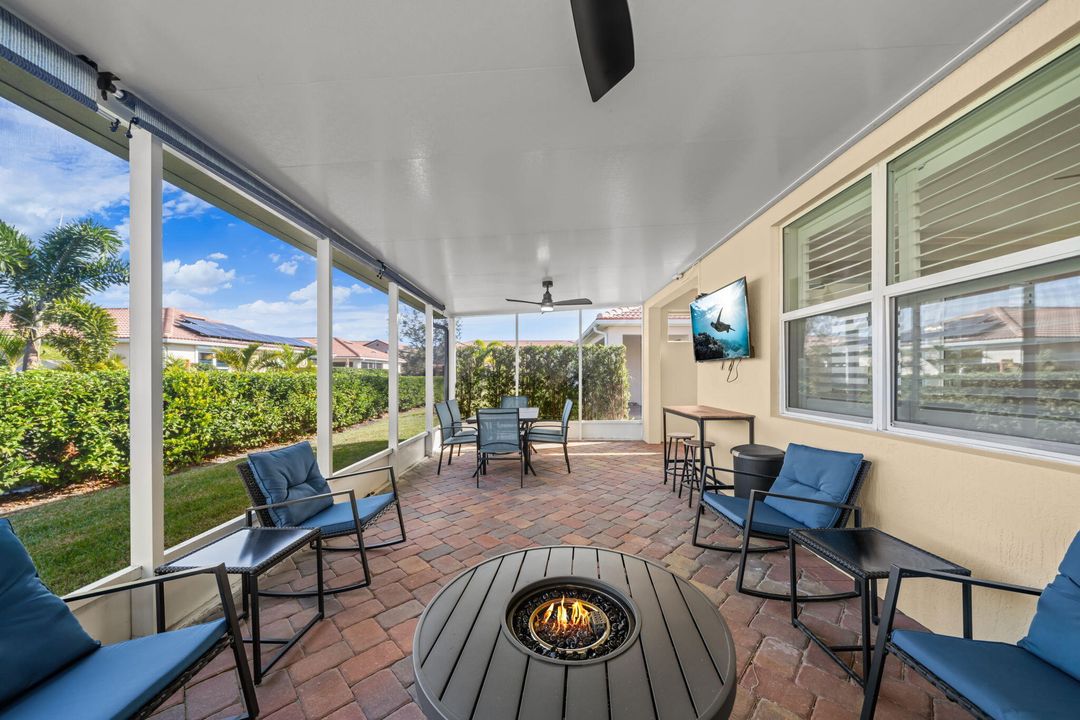 待售: $379,900 (2 贝兹, 2 浴室, 1398 平方英尺)