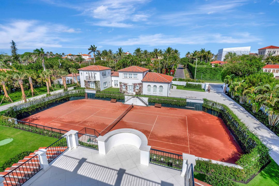 待售: $175,000,000 (15 贝兹, 18 浴室, 21534 平方英尺)