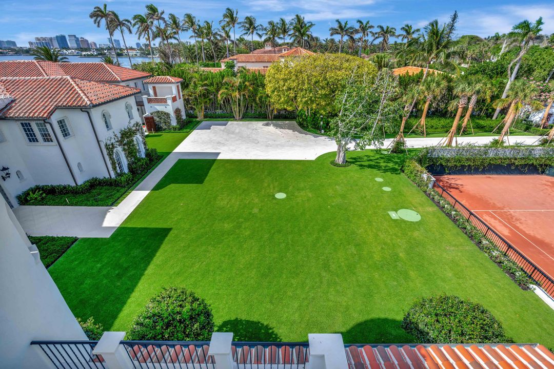 待售: $175,000,000 (15 贝兹, 18 浴室, 21534 平方英尺)