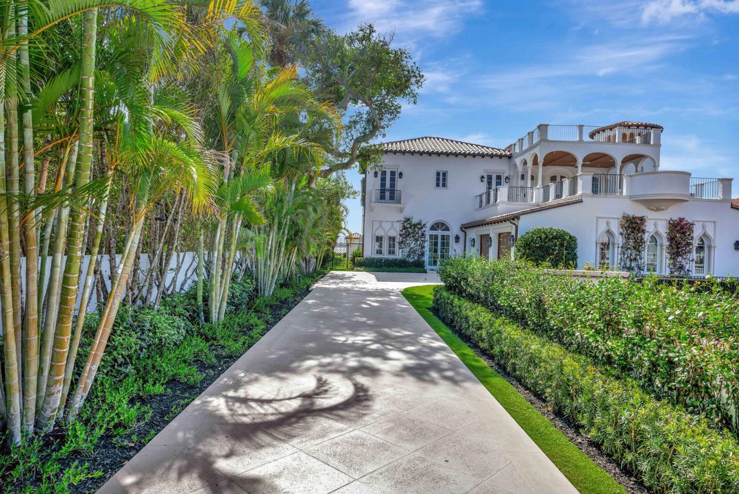 待售: $175,000,000 (15 贝兹, 18 浴室, 21534 平方英尺)