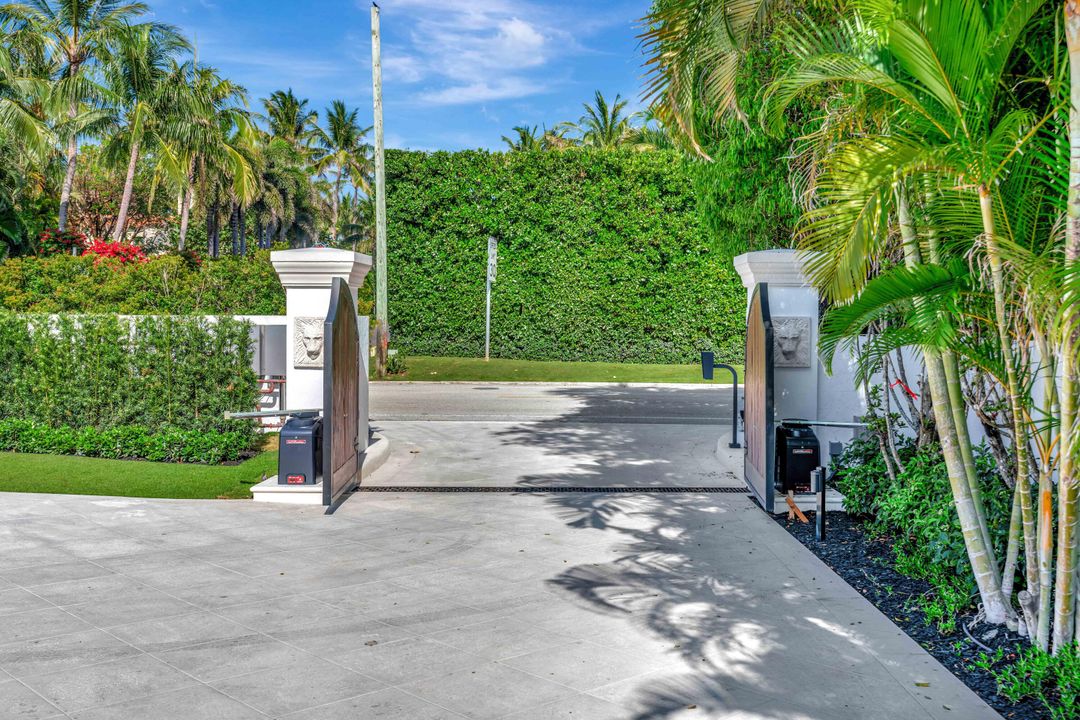 待售: $175,000,000 (15 贝兹, 18 浴室, 21534 平方英尺)