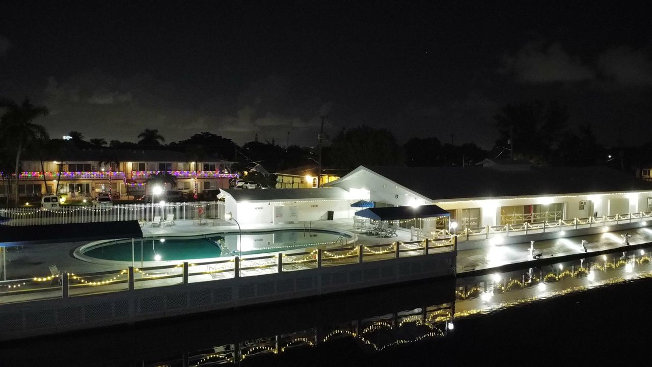 待售: $104,000 (1 贝兹, 1 浴室, 625 平方英尺)