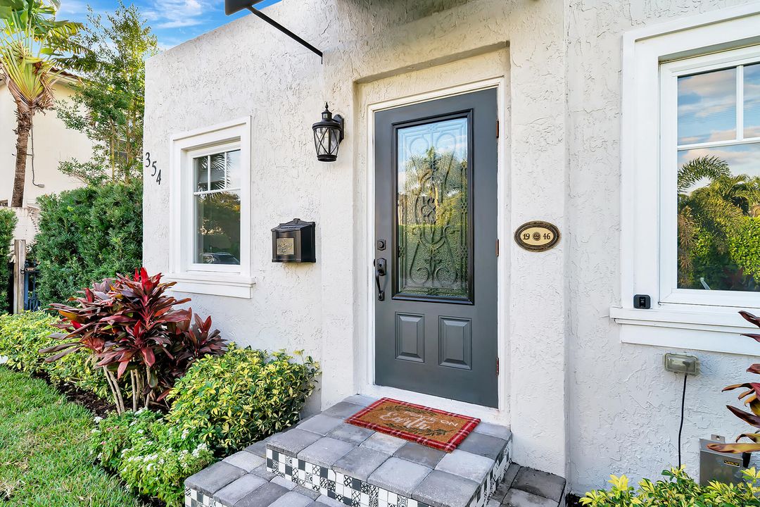 For Sale: $1,995,000 (5 beds, 3 baths, 2503 Square Feet)