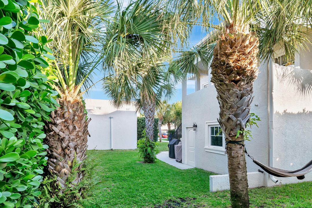 For Sale: $1,995,000 (5 beds, 3 baths, 2503 Square Feet)