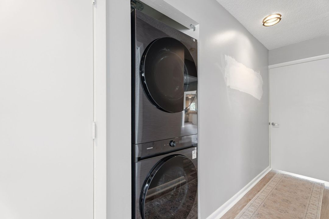 待售: $379,000 (3 贝兹, 2 浴室, 1686 平方英尺)