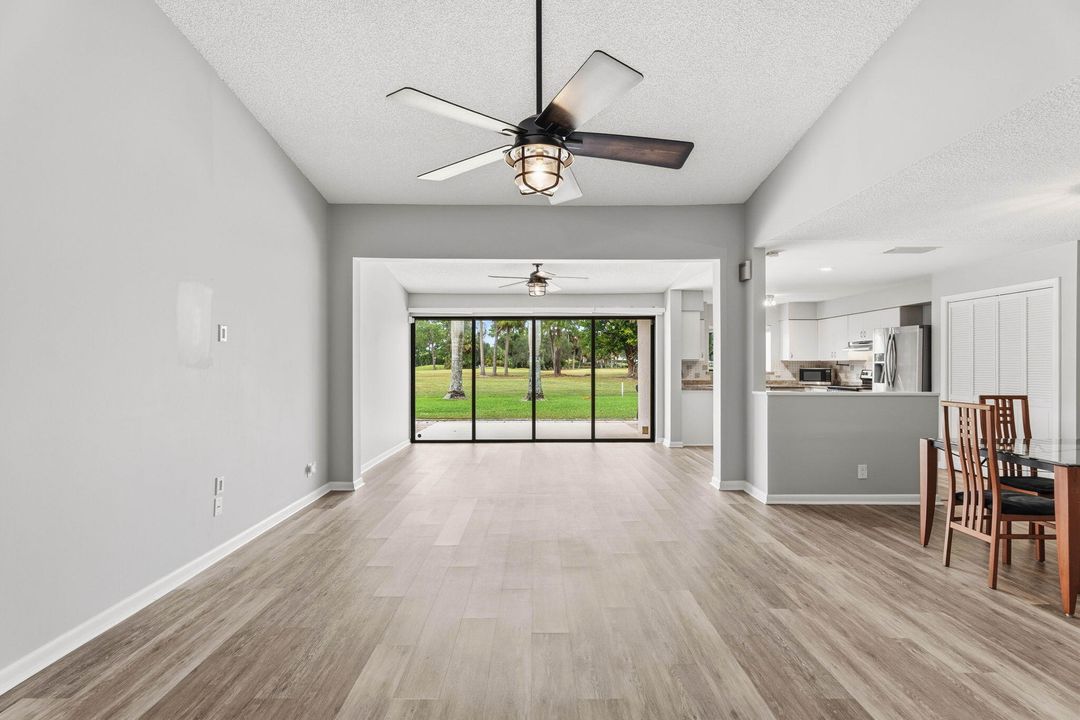 待售: $379,000 (3 贝兹, 2 浴室, 1686 平方英尺)