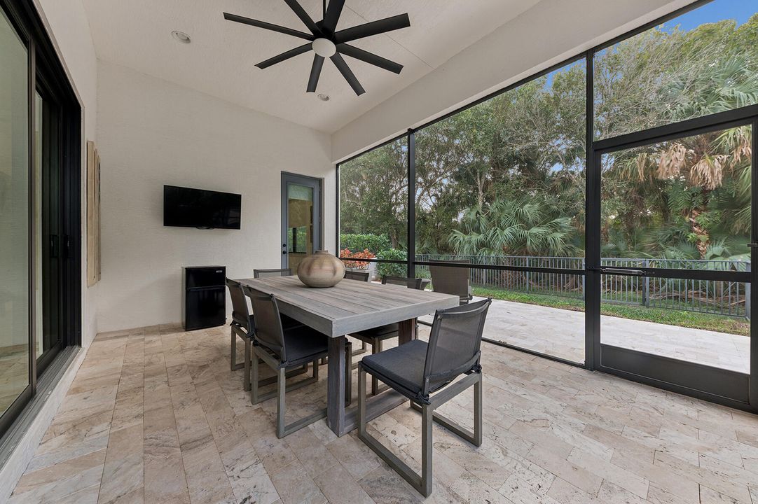 待售: $1,499,900 (3 贝兹, 2 浴室, 2381 平方英尺)