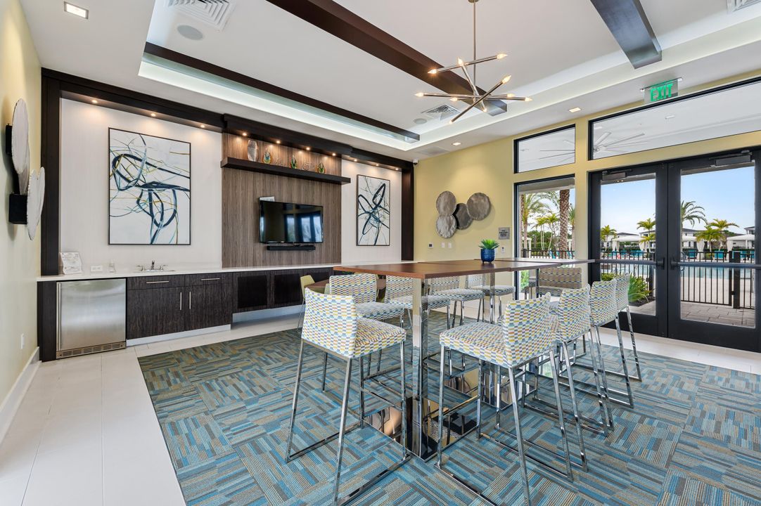 待售: $1,499,900 (3 贝兹, 2 浴室, 2381 平方英尺)