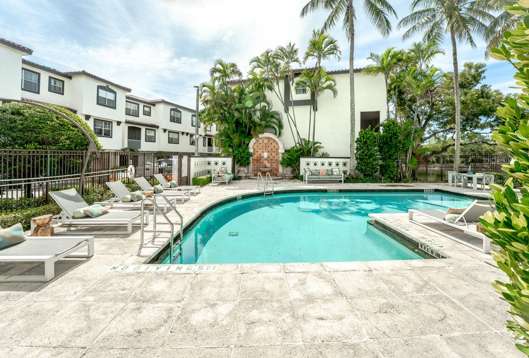 For Rent: $3,995 (3 beds, 3 baths, 2178 Square Feet)