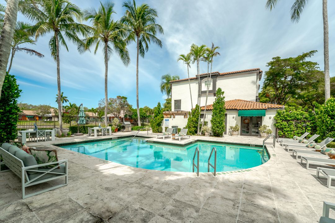 For Rent: $3,995 (3 beds, 3 baths, 2178 Square Feet)